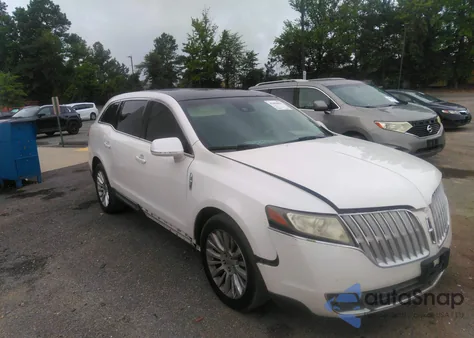 2011 Lincoln Mkt z USA, uszkodzony, nr VIN 2LMHJ5FR2BBJ54942